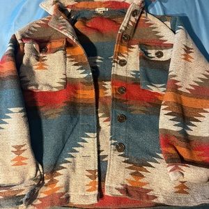 Aztec Shacket. SIZE:S